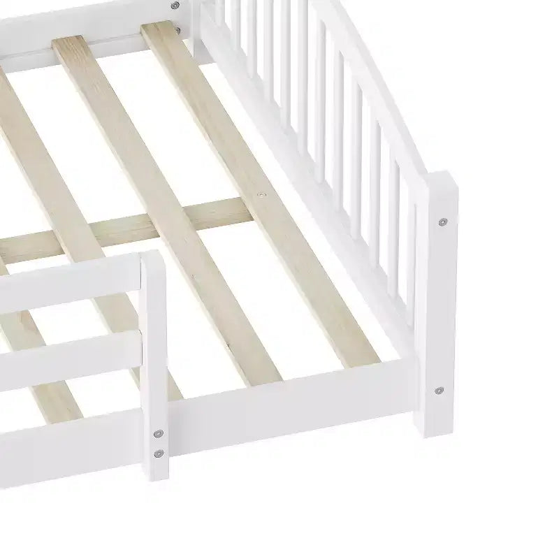 Letto Montessori basso Luxystar a una piazza e mezza, con sponde di sicurezza e testiera