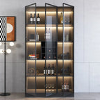 Credenza portabottiglie minimalista in legno nero con anta in vetro