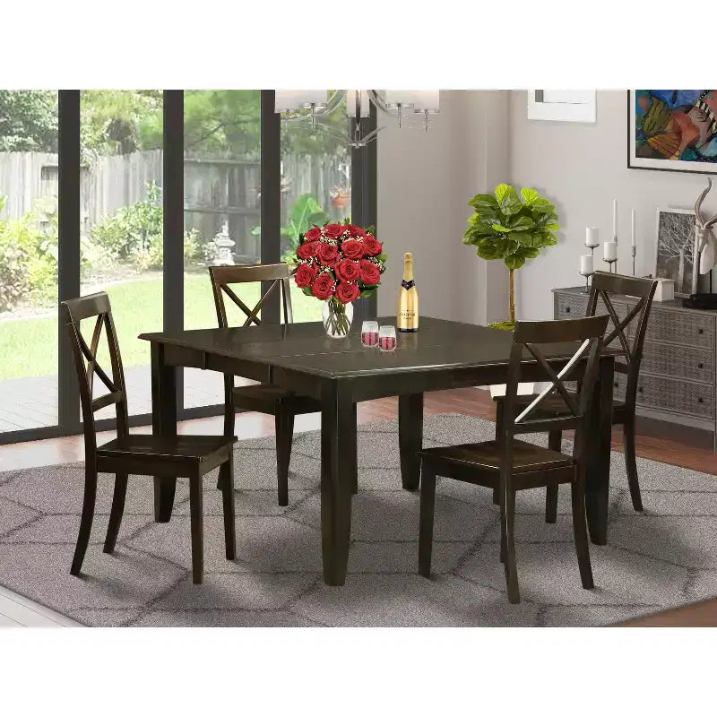 Tavolo da pranzo HomeStock a 5 pezzi, piano in legno massello con finitura cappuccino e 4 sedie