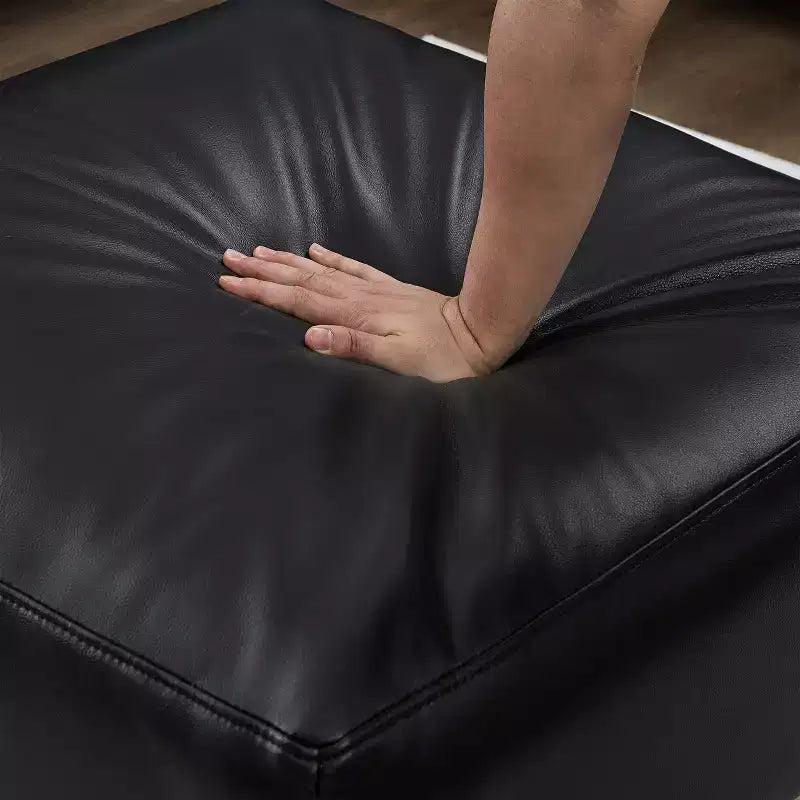 Divano componibile a 3 posti GDFStudio Arvin 112 in finta pelle con pouf