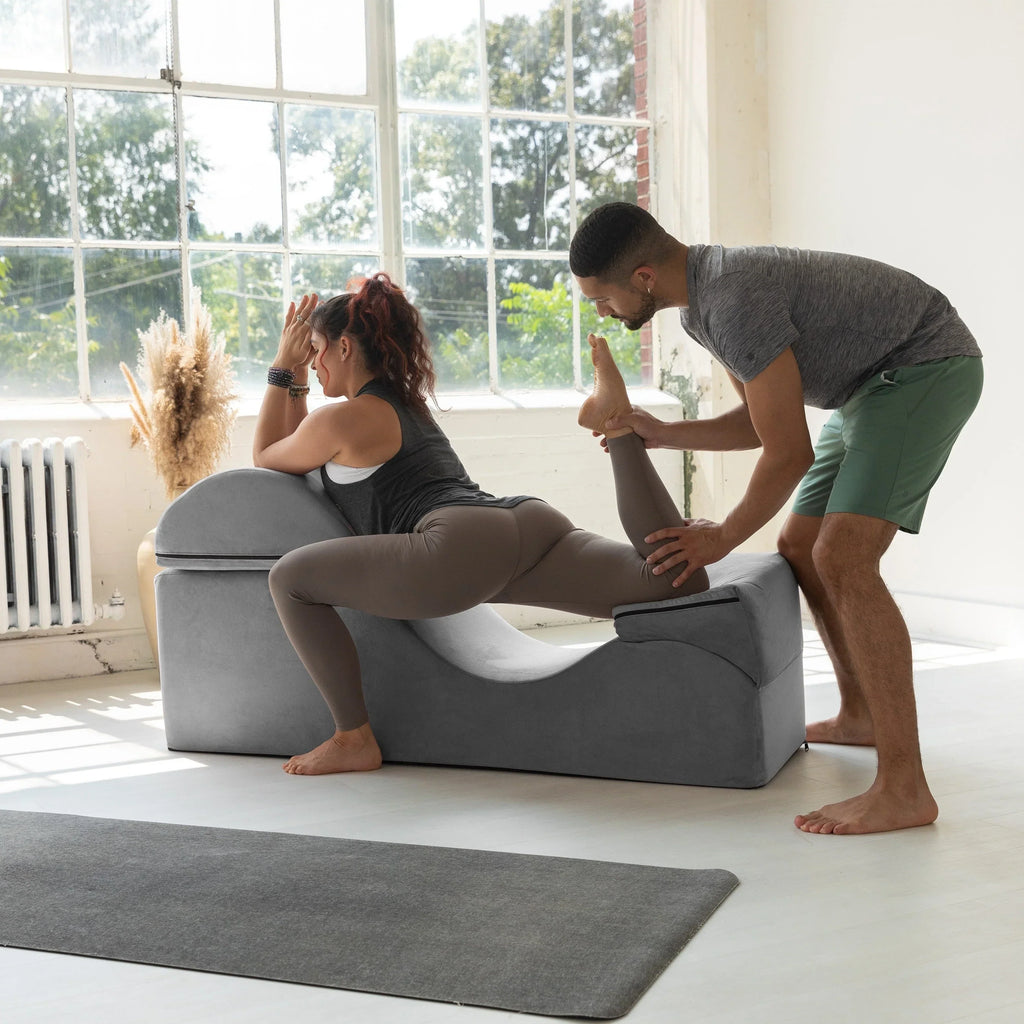 Méridienne convertible Avana Kami / yoga et massage – pouf 2-en-1 avec chaise longue de yoga pliable escamotable, microvelours – N/A
