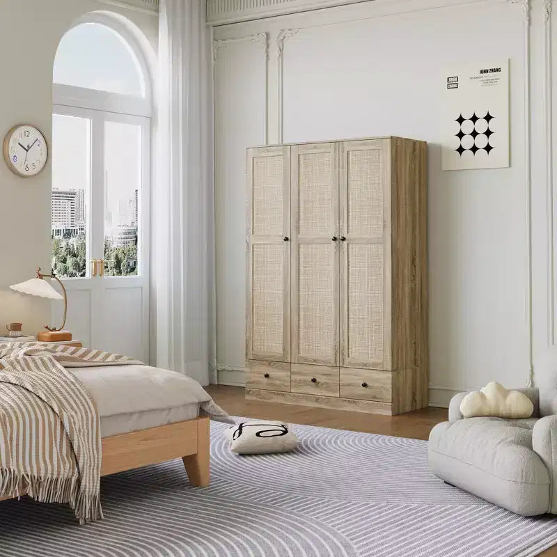 Armadio in rattan Famapy con 3 cassetti, guardaroba con 3 ante in rattan traspirante, armadio alto in stile rustico per camera da letto