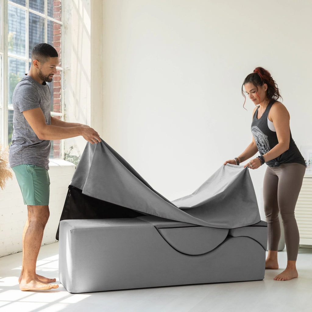Méridienne convertible Avana Kami / yoga et massage – pouf 2-en-1 avec chaise longue de yoga pliable escamotable, microvelours – N/A
