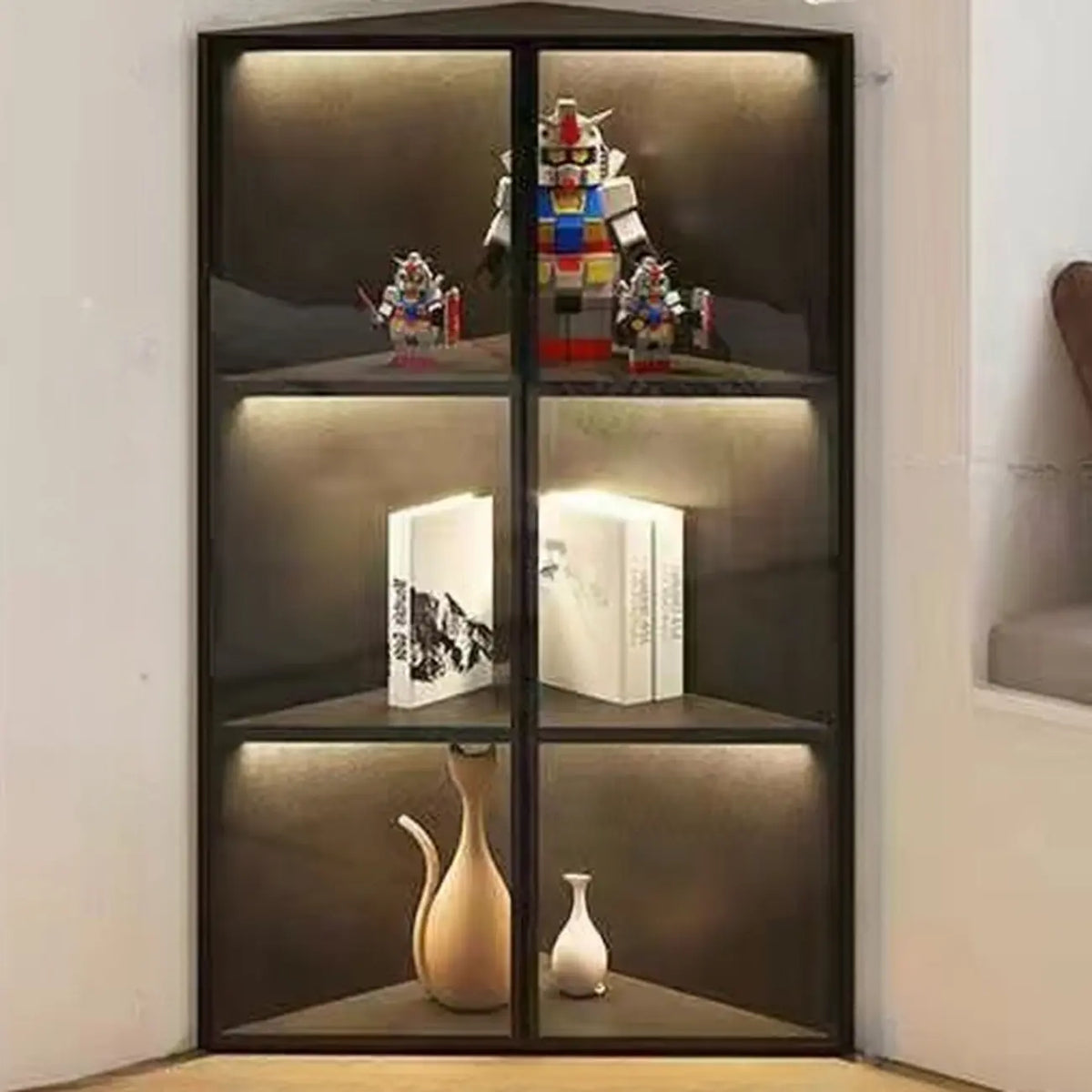 Mobile angolare moderno da esposizione in metallo e legno grigio con anta in vetro