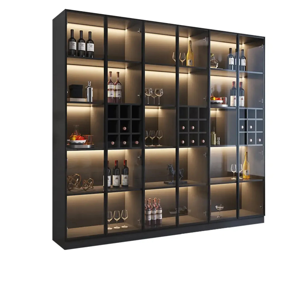 Credenza portabottiglie minimalista in legno nero con anta in vetro