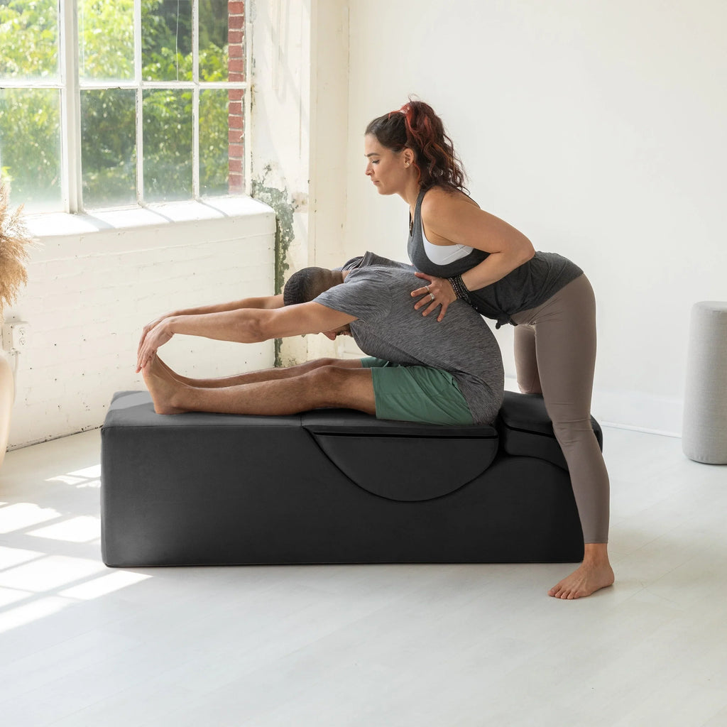 Méridienne convertible Avana Kami / yoga et massage – pouf 2-en-1 avec chaise longue de yoga pliable escamotable, microvelours – N/A
