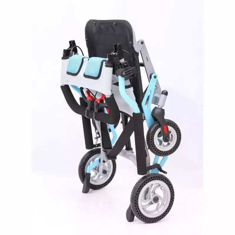 Fauteuil roulant de transport pour personnes âgées ultraléger, pliable et portable, avec frein à main verrouillable et accoudoirs relevables amovibles