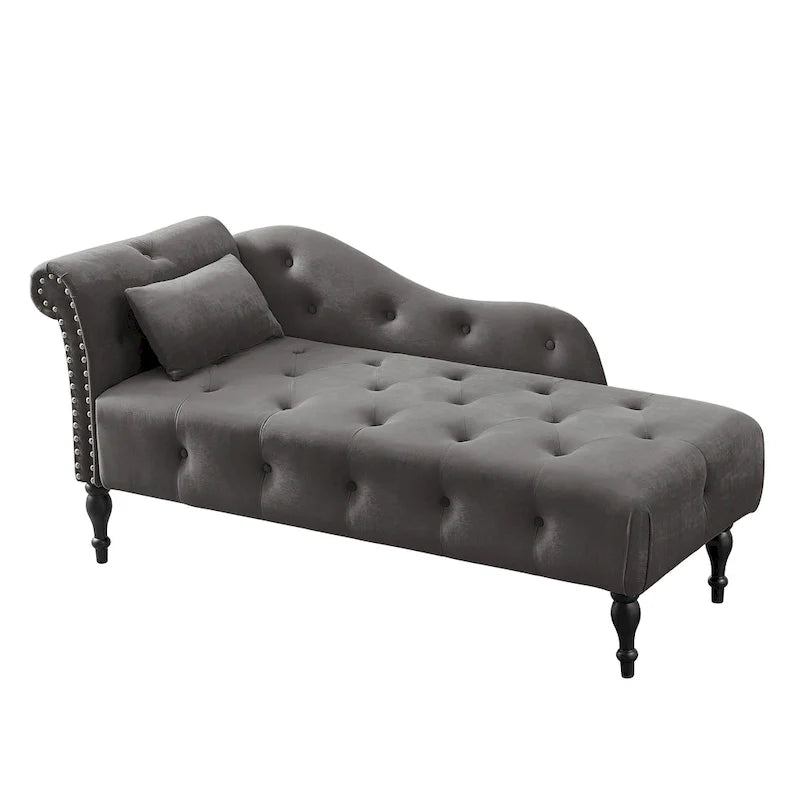 Chaise longue moderna da 60,6" in velluto con bottoni trapuntati, gambe in legno massello e borchie decorative