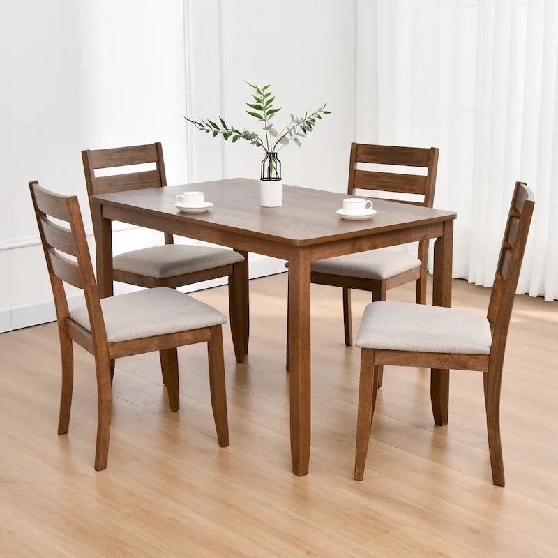 Set di 4 sedie da pranzo in legno con schienale a doghe
