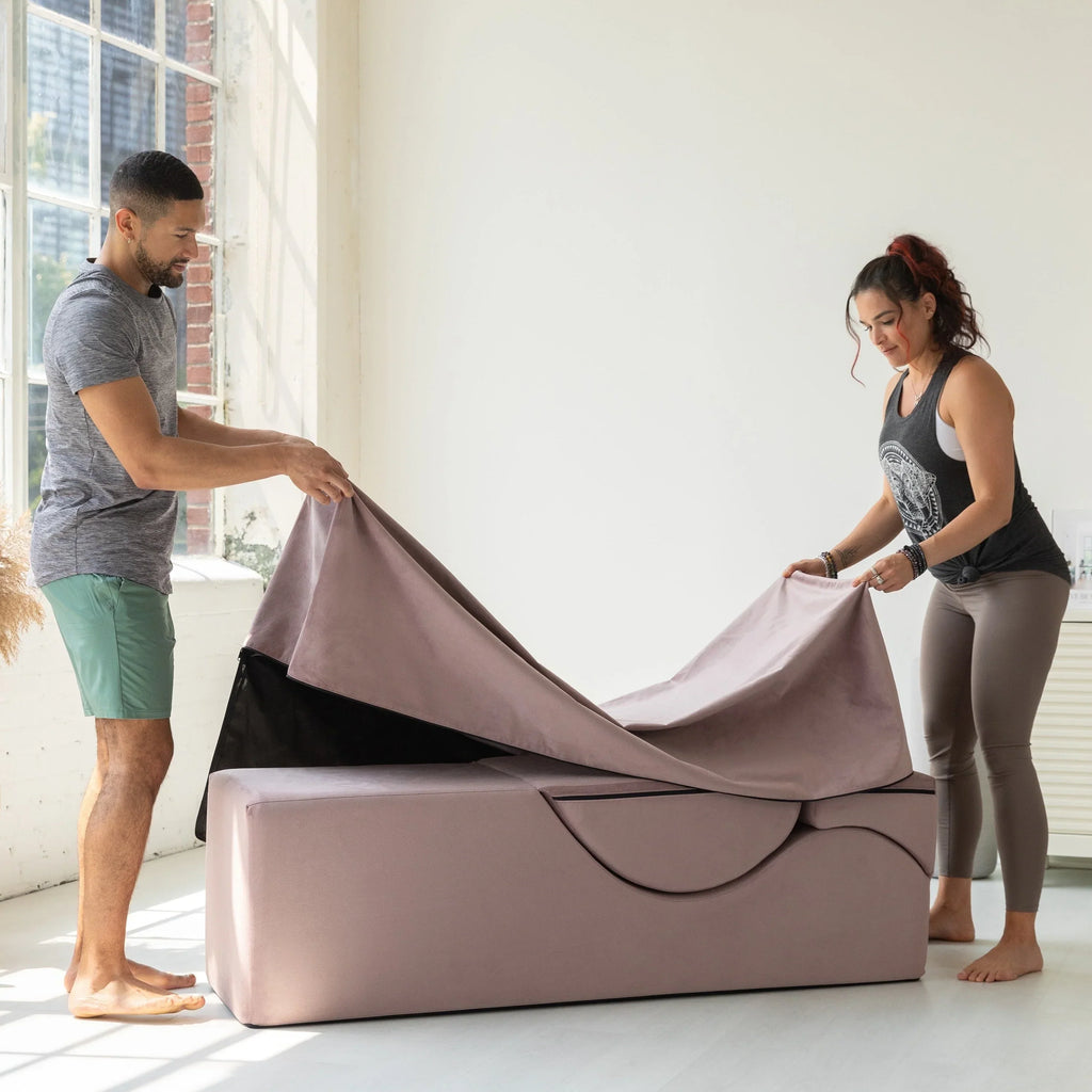 Méridienne convertible Avana Kami / yoga et massage – pouf 2-en-1 avec chaise longue de yoga pliable escamotable, microvelours – N/A