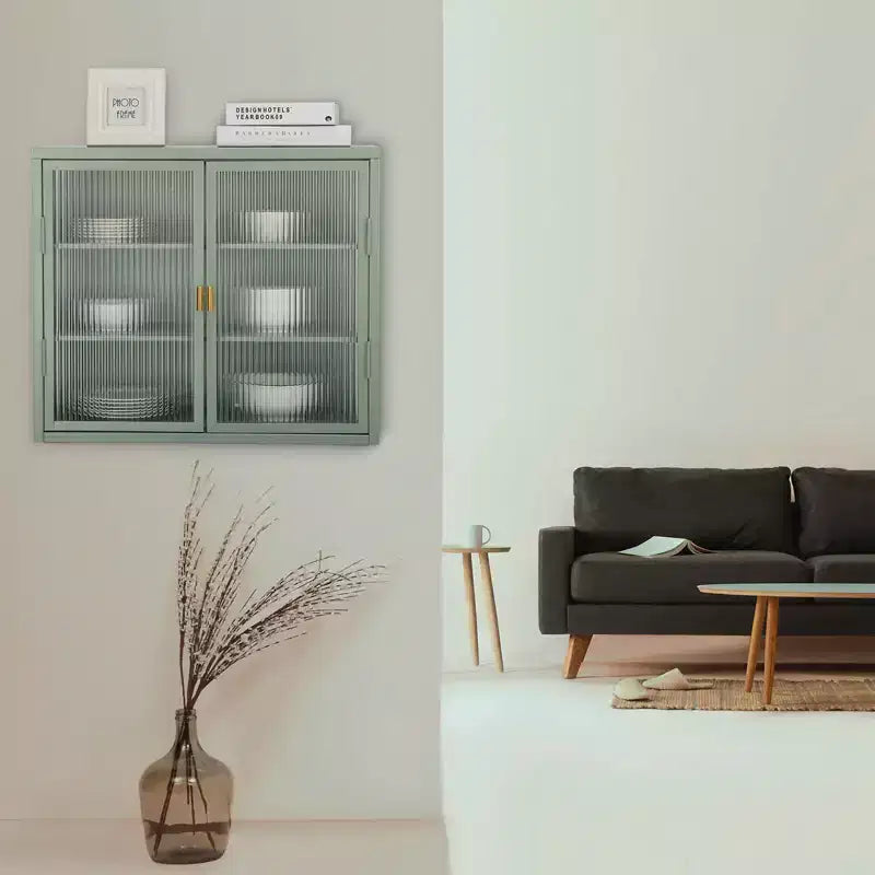 Mobile da parete con doppia anta in vetro e ampio spazio contenitore, ante e ripiani removibili, pratico armadietto da parete per riporre gli attrezzi