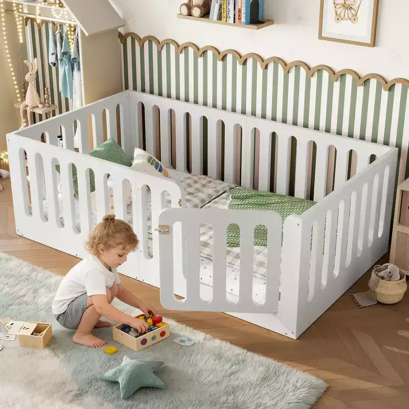 Lit au sol Montessori blanc 1 place avec barrières et porte - Bois massif, 1 enfant