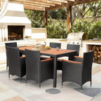 Set da pranzo da esterno Lacoo in vimini PE e legno di acacia