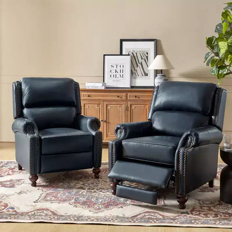 Set di 2 poltrone reclinabili moderne Elisabete con schienale ad ali in vera pelle e borchie decorative vintage per soggiorno e camera da letto| ART OF LIVING DESIGNS