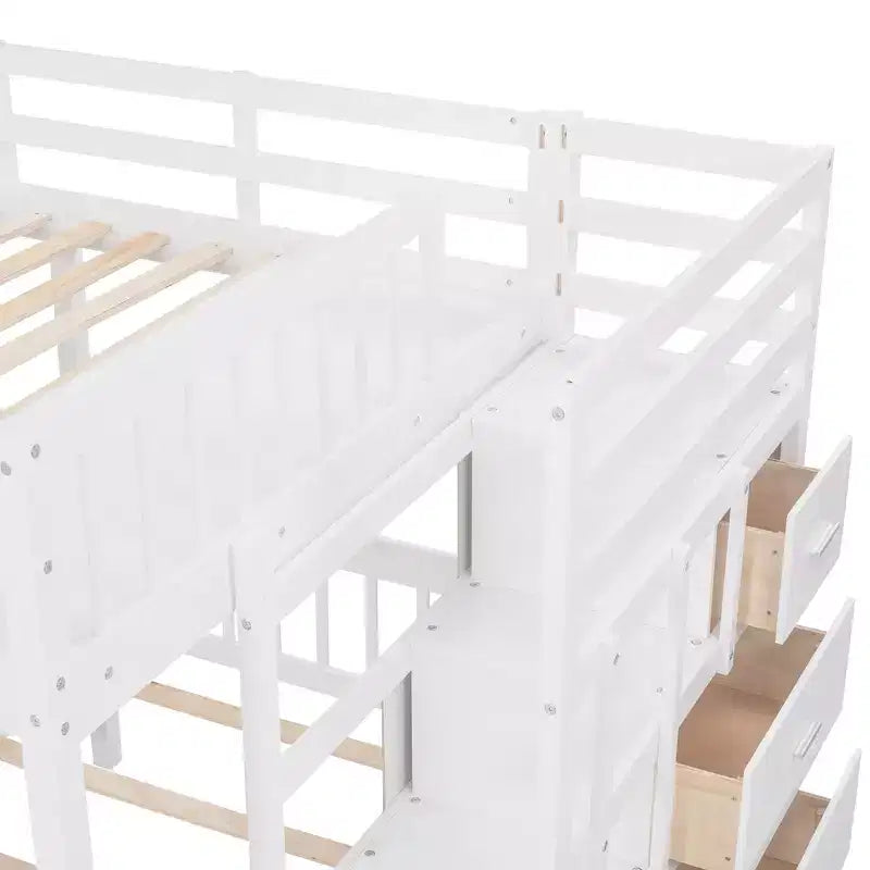 Lit superposé Whisen avec lit double au-dessus de deux lits une place, lit superposé triple en bois avec tiroirs et barrières de sécurité