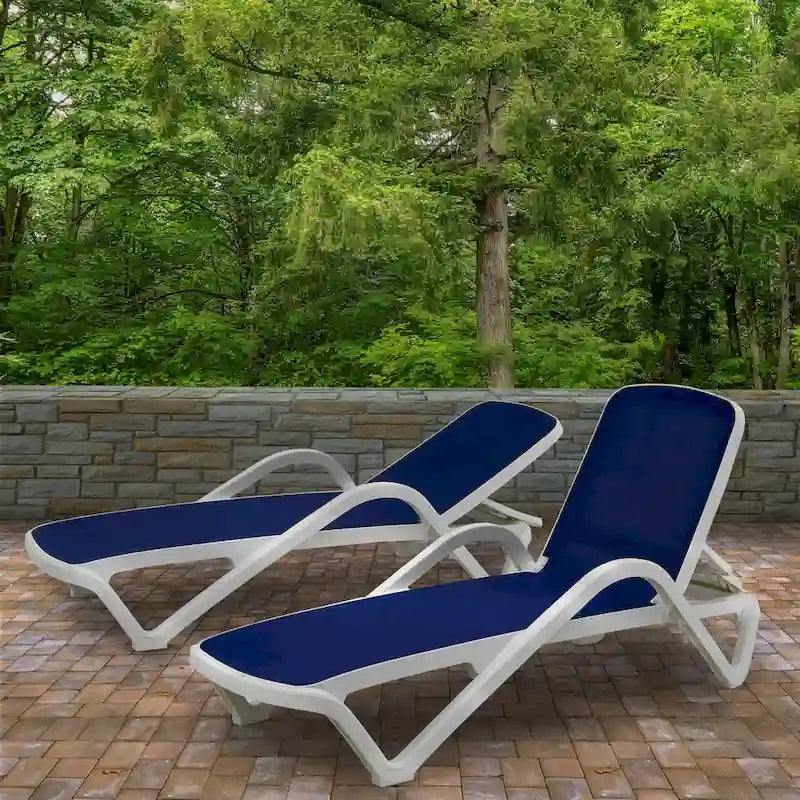 Coppia di chaise longue con imbracatura per tutte le stagioni della collezione Plymouth - 77 pollici