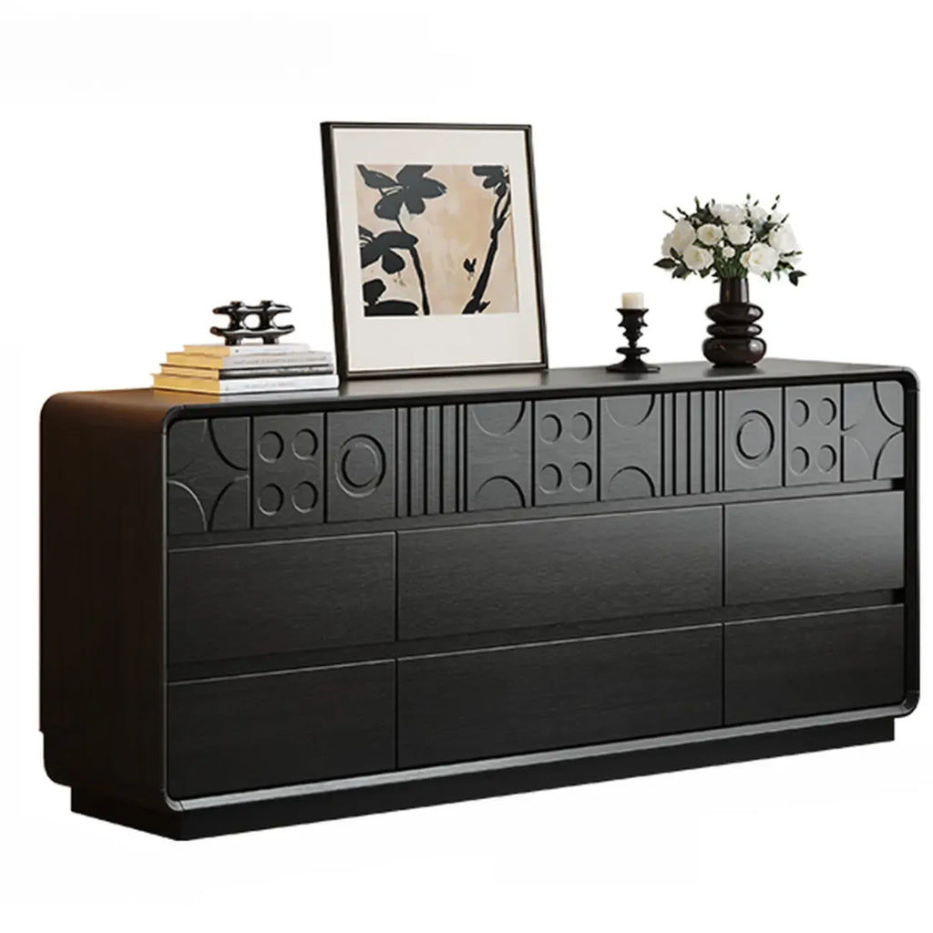 Commode en bois inspirée de l’Art déco avec motifs géométriques sculptés