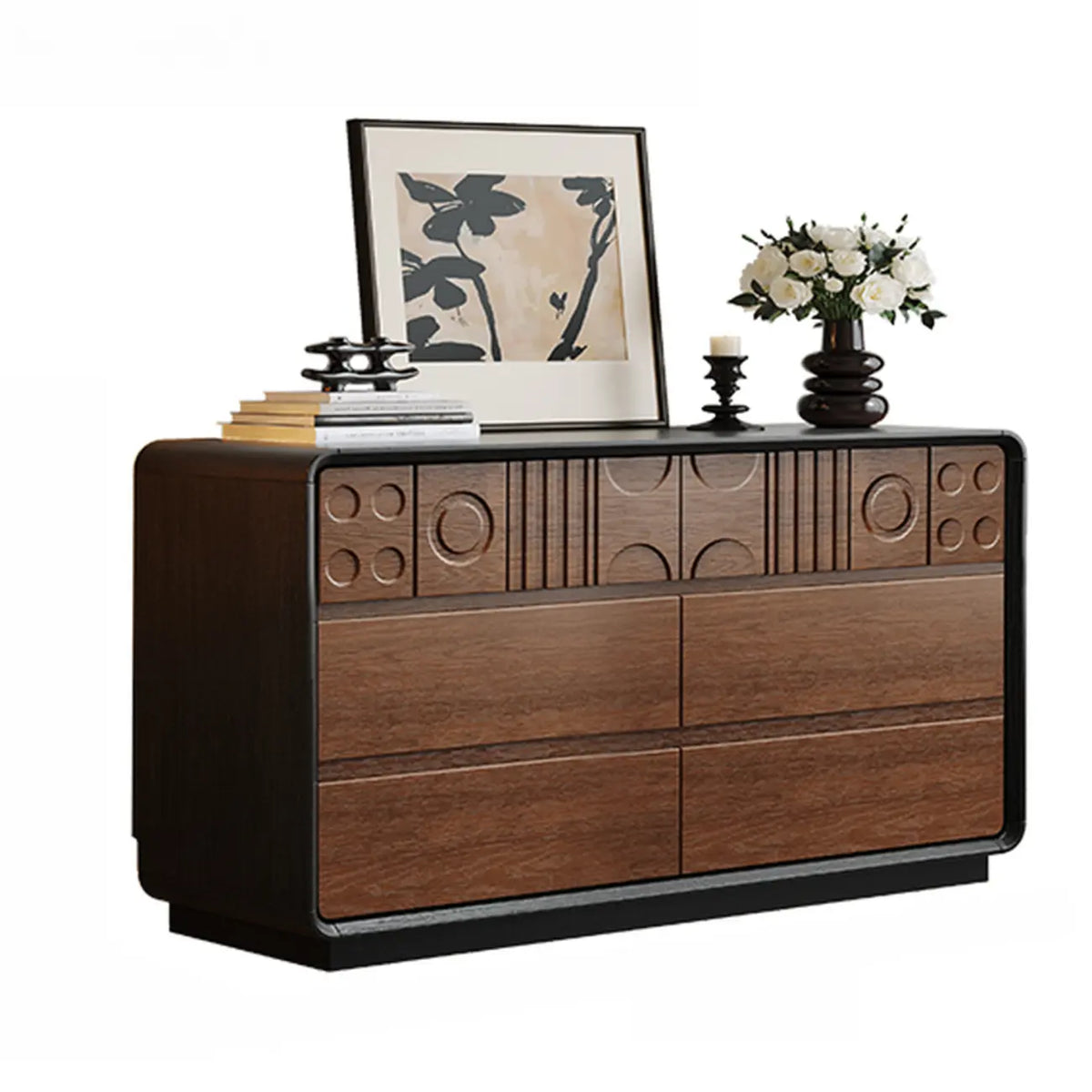 Commode en bois inspirée de l’Art déco avec motifs géométriques sculptés