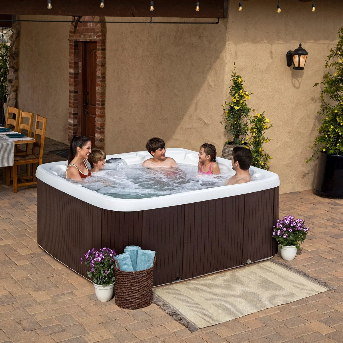 Lifesmart LS600DX Spa für 7 Personen mit 65 Düsen, 230 V und Turbo-Blaster mit 14 Düsen