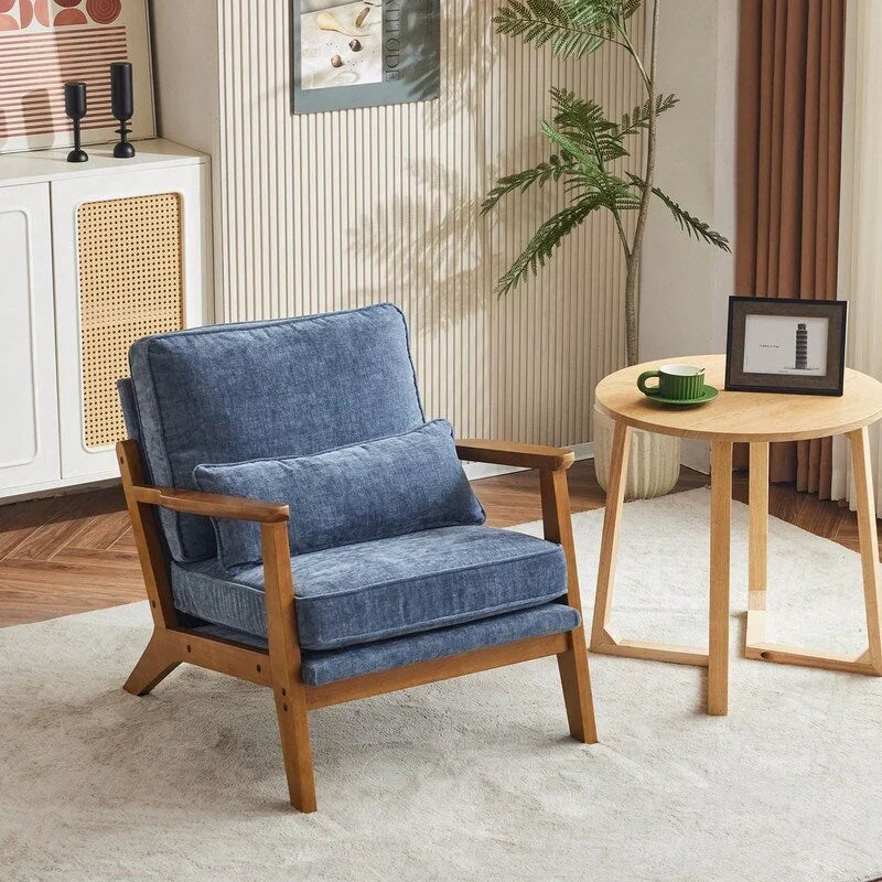 Poltrona d’accento imbottita in misto lino con gambe in legno e un cuscino, beige