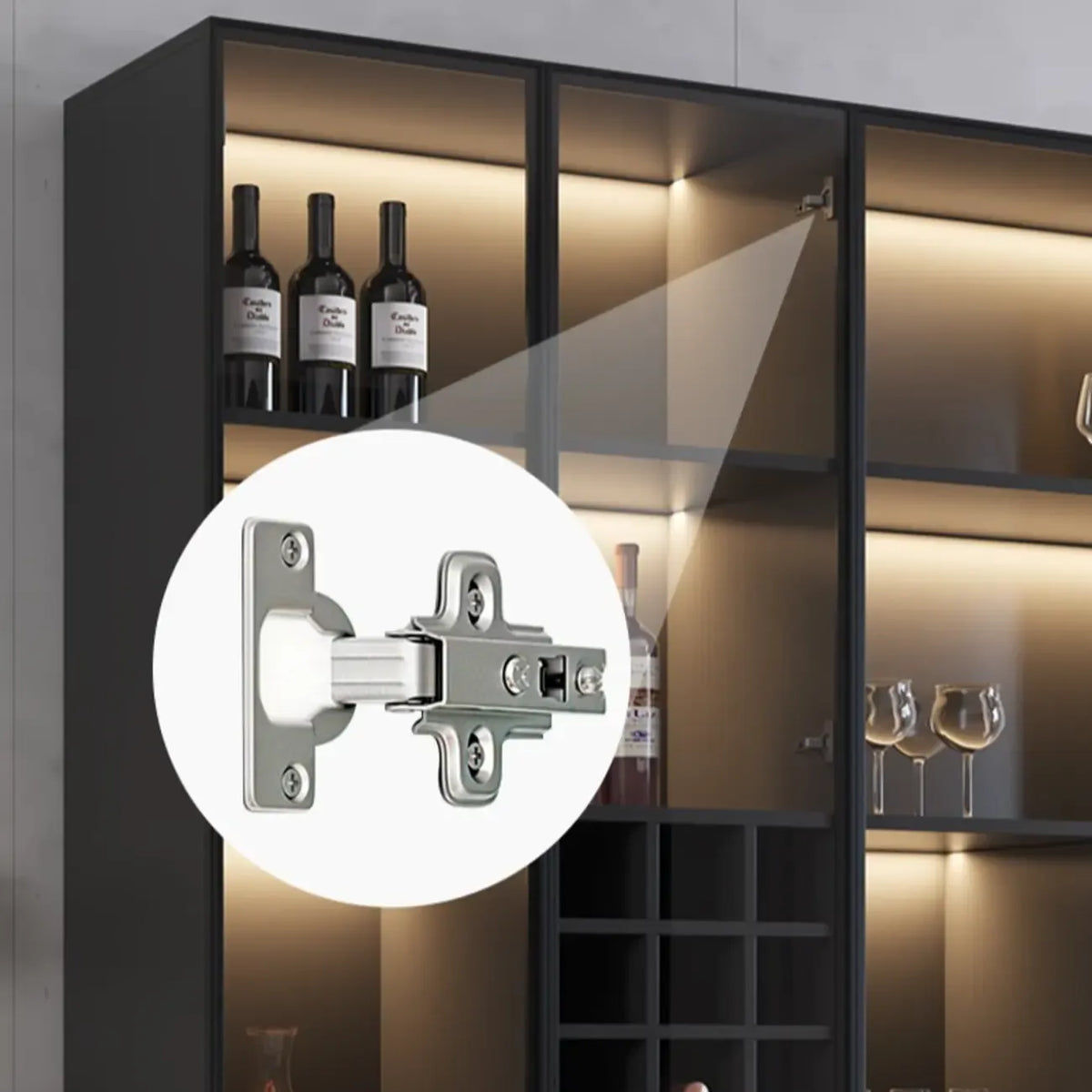 Credenza portabottiglie minimalista in legno nero con anta in vetro