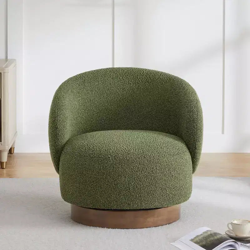 Fauteuil tonneau pivotant rembourré d’appoint Spruce&Spring avec base en bois