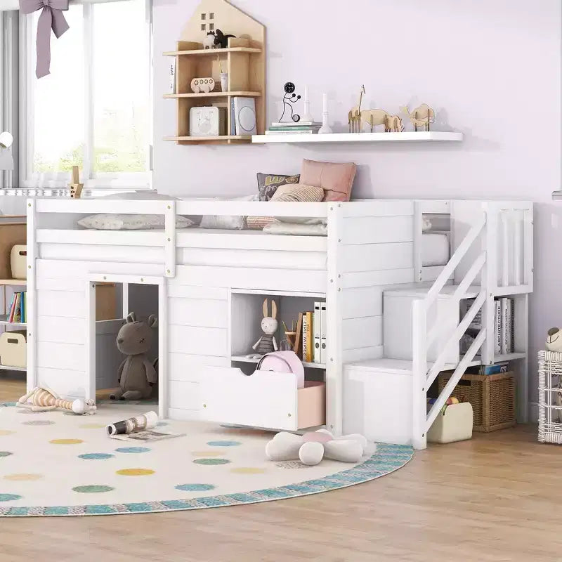 Letto soppalcato singolo Okak in legno massello con scale e spazio contenitore, letto a castello singolo basso con cassetti e ripiani, letto soppalcato multifunzionale per bambini e ragazzi