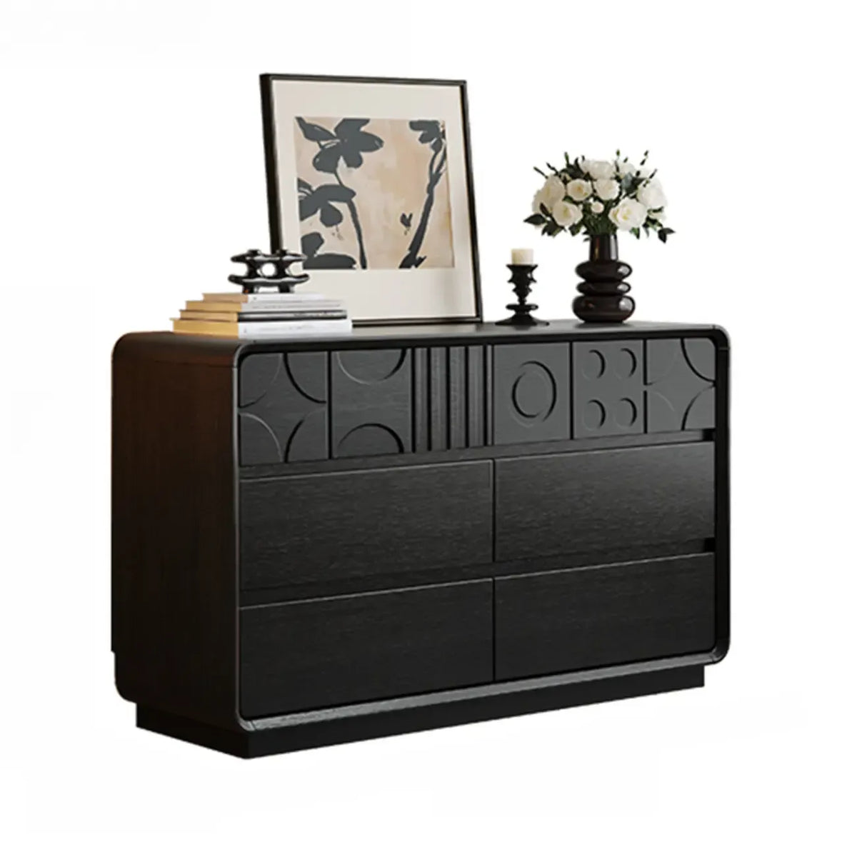 Commode en bois inspirée de l’Art déco avec motifs géométriques sculptés