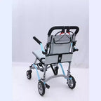 Fauteuil roulant de transport pour personnes âgées ultraléger, pliable et portable, avec frein à main verrouillable et accoudoirs relevables amovibles